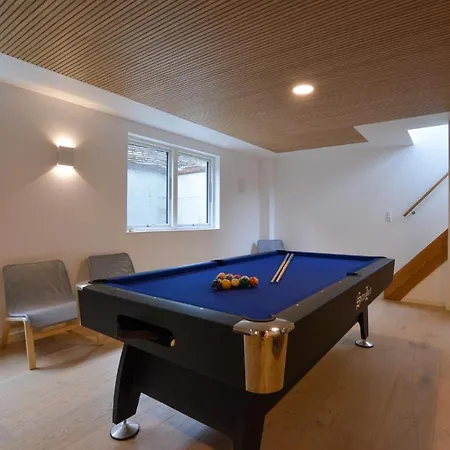 Nice In W/ Sauna And 5 Bedrooms *