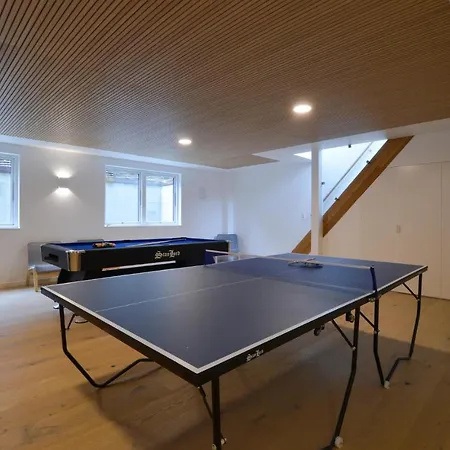 Nice In W/ Sauna And 5 Bedrooms * פארביילה